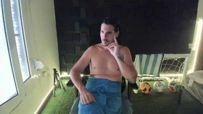joaquin420_hot live cam on Cam4