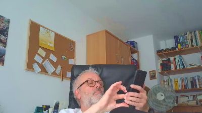 jochensommergm2 live cam on Cam4