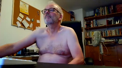 jochensommergm2 live cam on Cam4