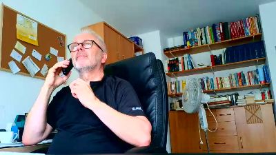 jochensommergm2 live cam on Cam4