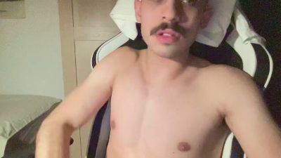 joebeppe1 live cam on Cam4