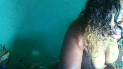 joenah0_xxx live cam on Cam4