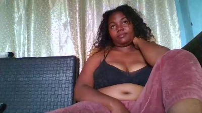 joenah0_xxx live cam on Cam4