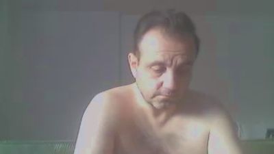 johan318332 live cam on Cam4