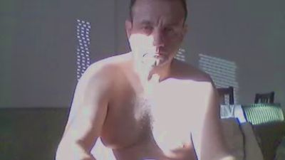 johan318332 live cam on Cam4