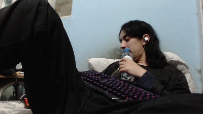 john323285 live cam on Cam4