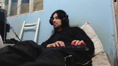 john323285 live cam on Cam4