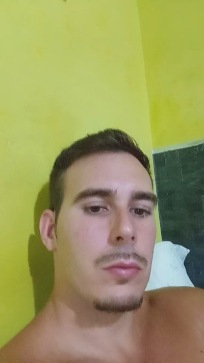 johnboyy live cam on Cam4