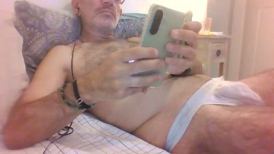 johnguy32 live cam on Cam4