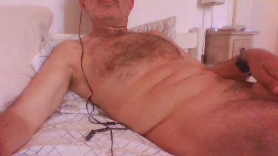 johnguy32 live cam on Cam4