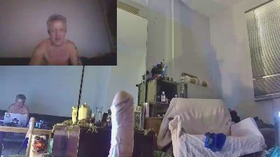 johnjohn207 live cam on Cam4