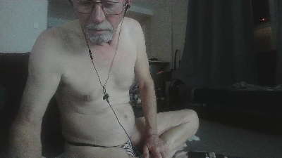 johnnyjuice62 live cam on Cam4