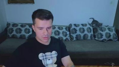 johnnylove22 live cam on Cam4