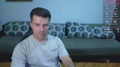johnnylove22 live cam on Cam4