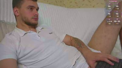 johnstoneisland live cam on Cam4