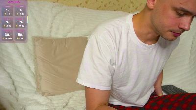 johnstoneisland live cam on Cam4