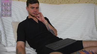 johnstoneisland live cam on Cam4