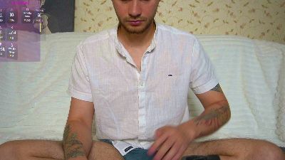 johnstoneisland live cam on Cam4