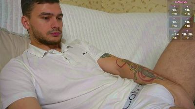 johnstoneisland live cam on Cam4