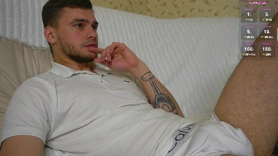 johnstoneisland live cam on Cam4