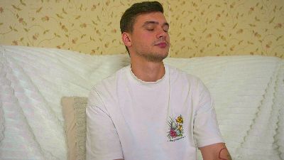 johnstoneisland live cam on Cam4