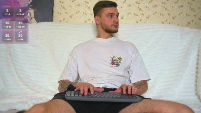 johnstoneisland live cam on Cam4