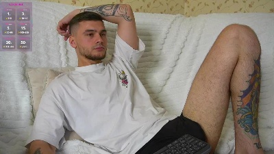 johnstoneisland live cam on Cam4