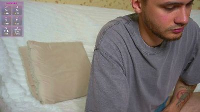 johnstoneisland live cam on Cam4