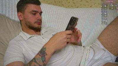 johnstoneisland live cam on Cam4