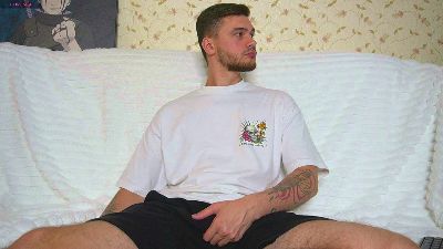 johnstoneisland live cam on Cam4