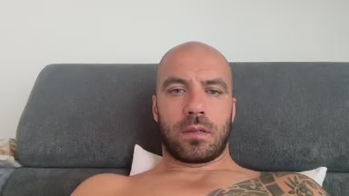 johnySeen live cam on Cam4