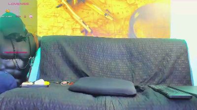 johnyblue2022 live cam on Cam4