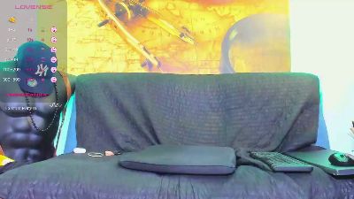 johnyblue2022 live cam on Cam4