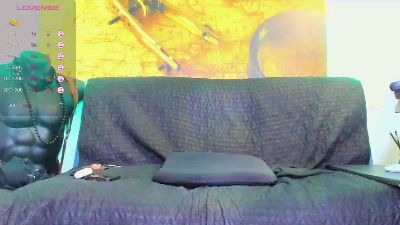 johnyblue2022 live cam on Cam4