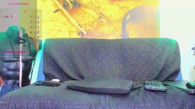 johnyblue2022 live cam on Cam4