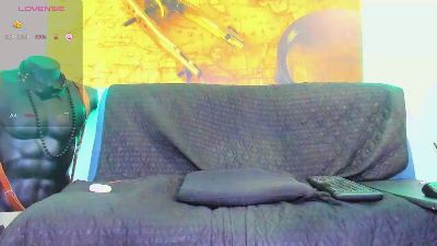 johnyblue2022 live cam on Cam4