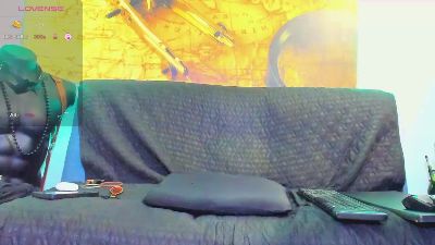 johnyblue2022 live cam on Cam4