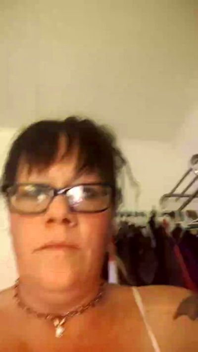 Profile and Statistics for jokersharley82 on Cam4