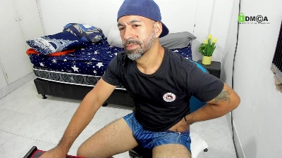 jonas1605 live cam on Cam4