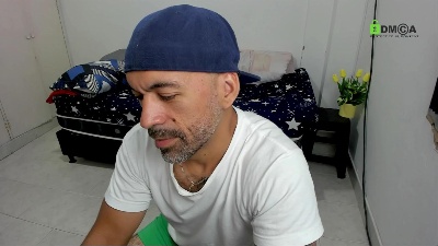 jonas1605 live cam on Cam4