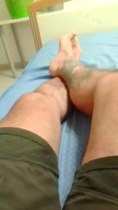 jonathan23505 live cam on Cam4