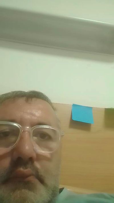 jonathan23505 live cam on Cam4