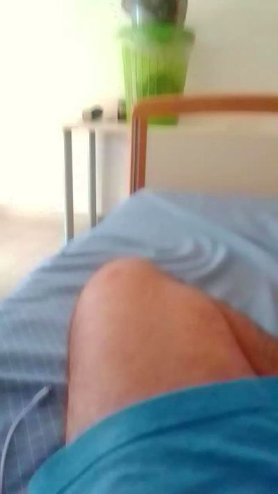 jonathan23505 live cam on Cam4