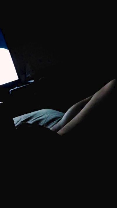 jonnys921 live cam on Cam4