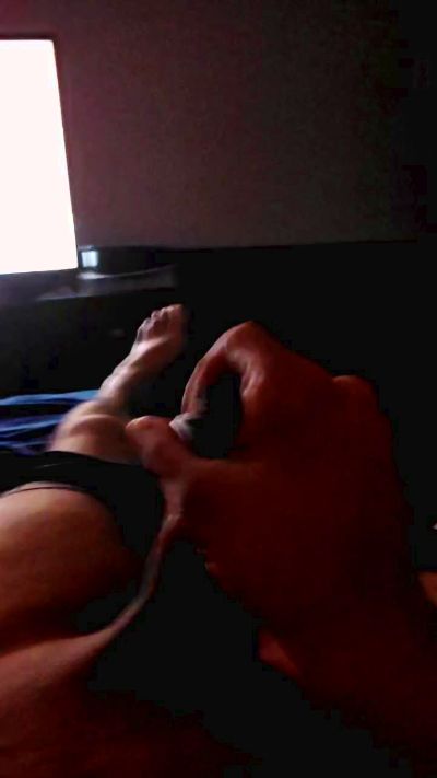 jonnys921 live cam on Cam4