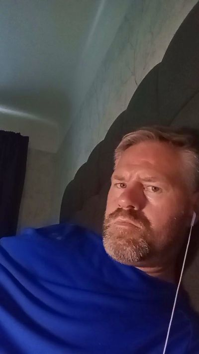 jonnyx5 live cam on Cam4