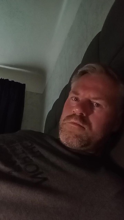 jonnyx5 live cam on Cam4