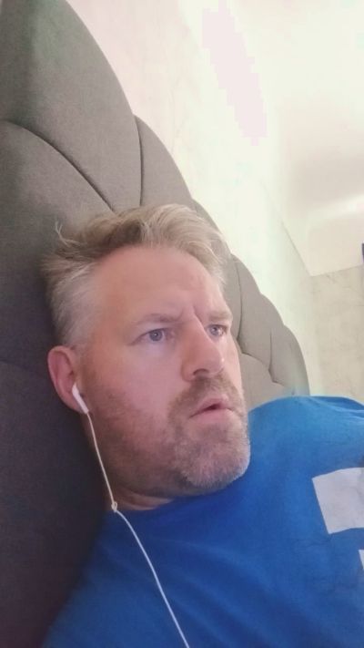 jonnyx5 live cam on Cam4