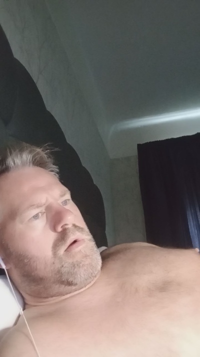 jonnyx5 live cam on Cam4