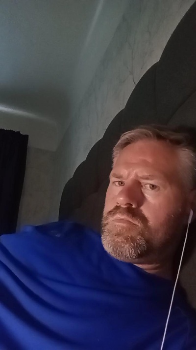 jonnyx5 live cam on Cam4